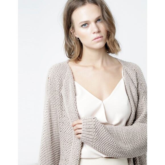 Wool and the Gang Jolie Mimi Cardigan Timber Wolf - 2 - Picture 3 of 4